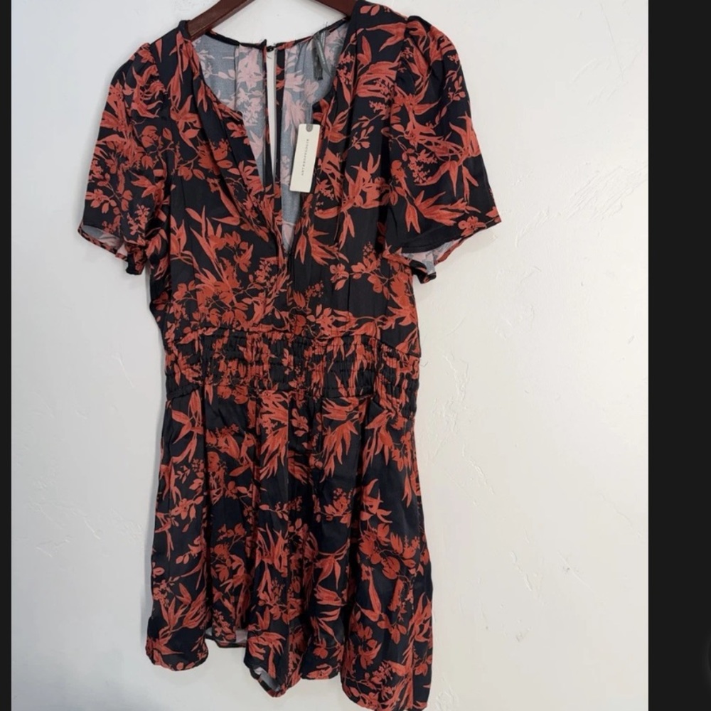 Anthropologie The Somerset Romper Red Black Floral 1-Piece Anthro Size Large - Picture 11 of 14